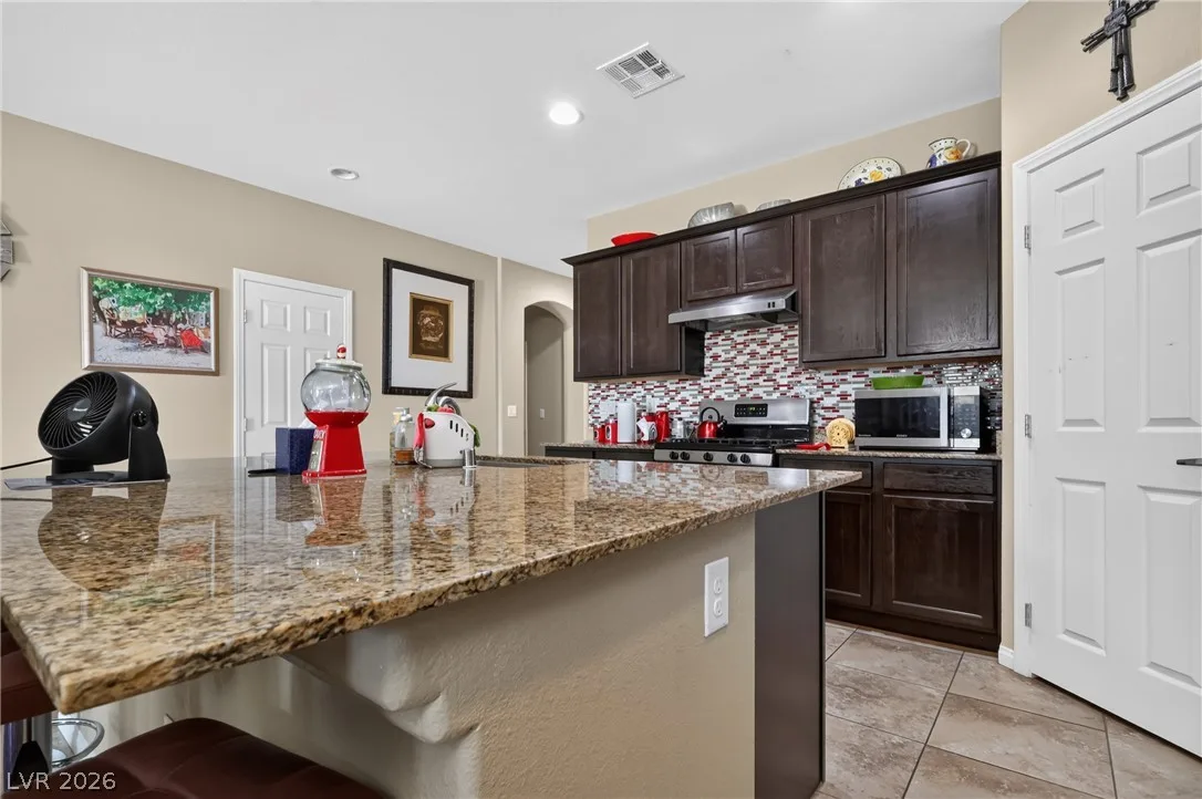 2359 Dillons Cove Drive — photo 5