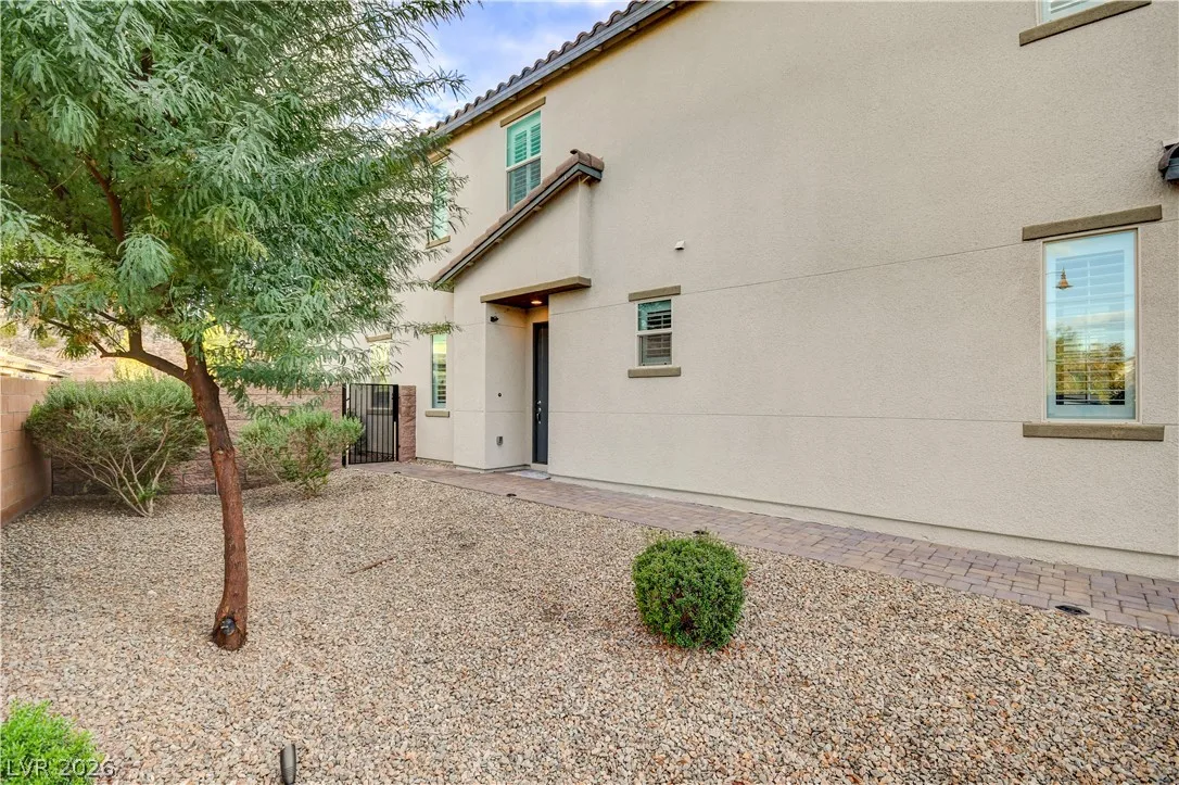 47 Flora Sagio Avenue — photo 3