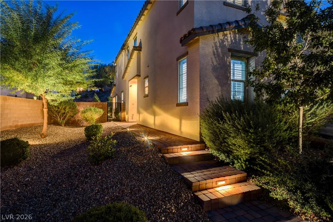 47 Flora Sagio Avenue — photo 4