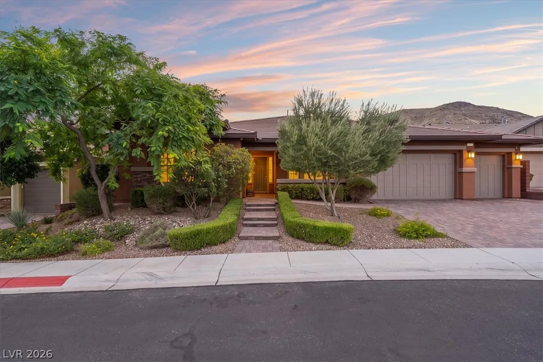 10543 Everhart Bay Drive — photo 1