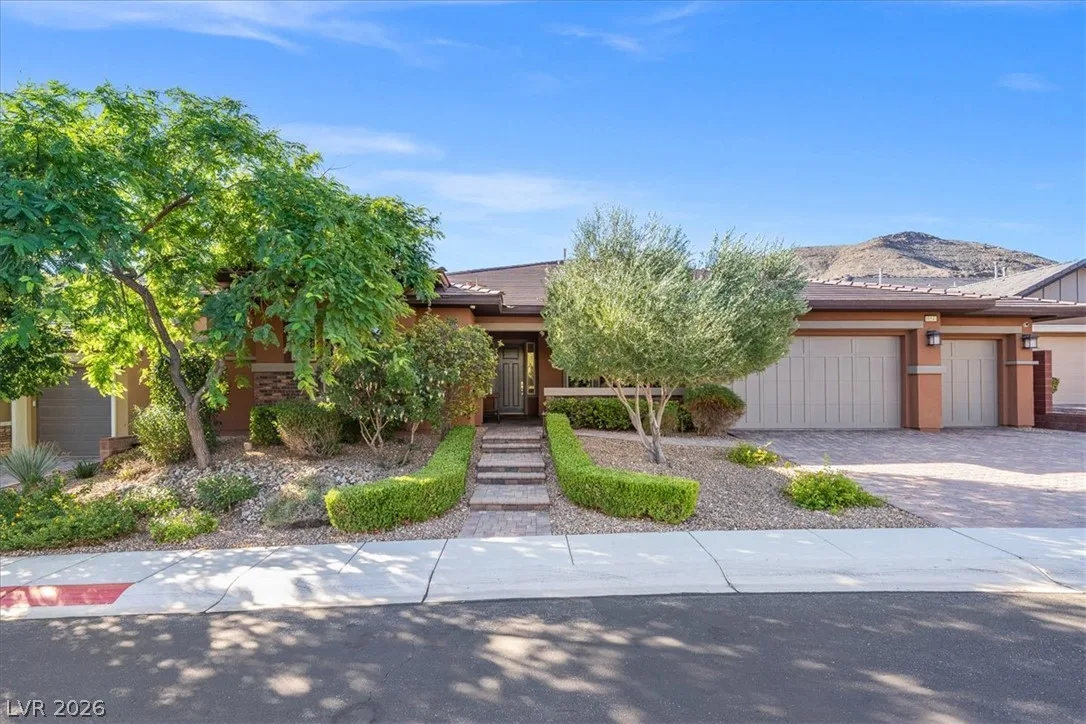10543 Everhart Bay Drive — photo 2