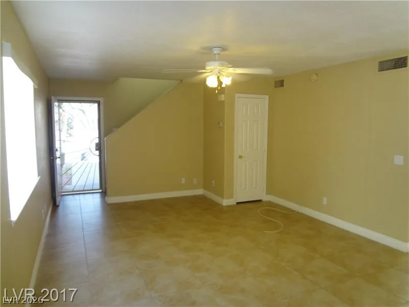 7509 Bowles Drive — photo 3