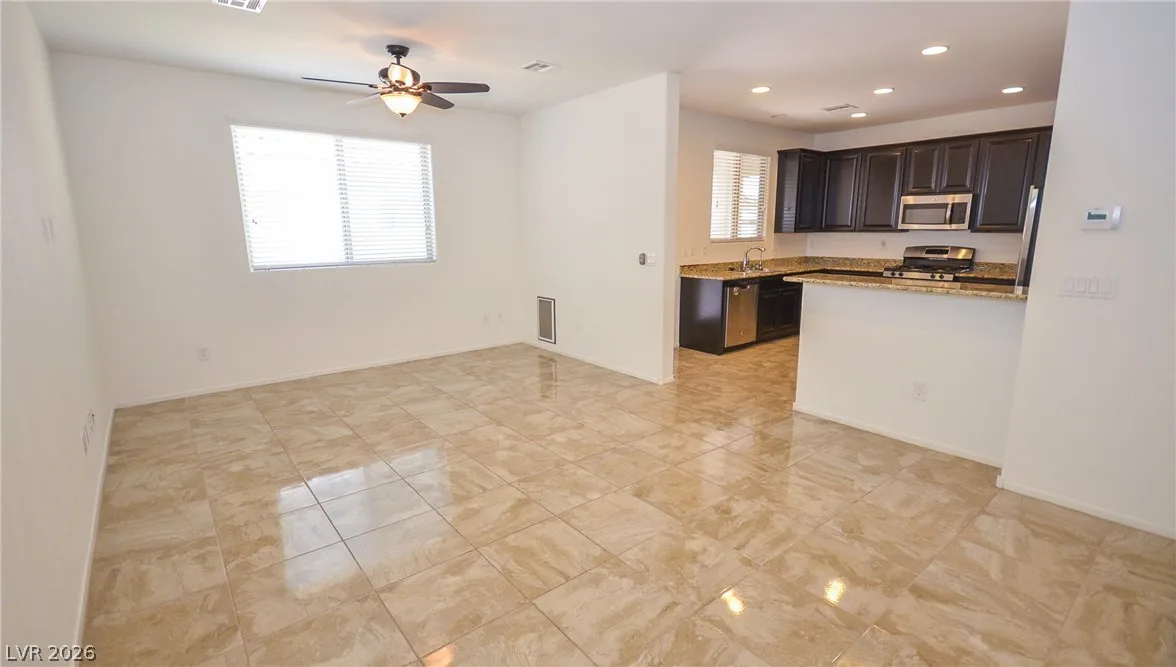 7724 Flowering Quince Drive — photo 4