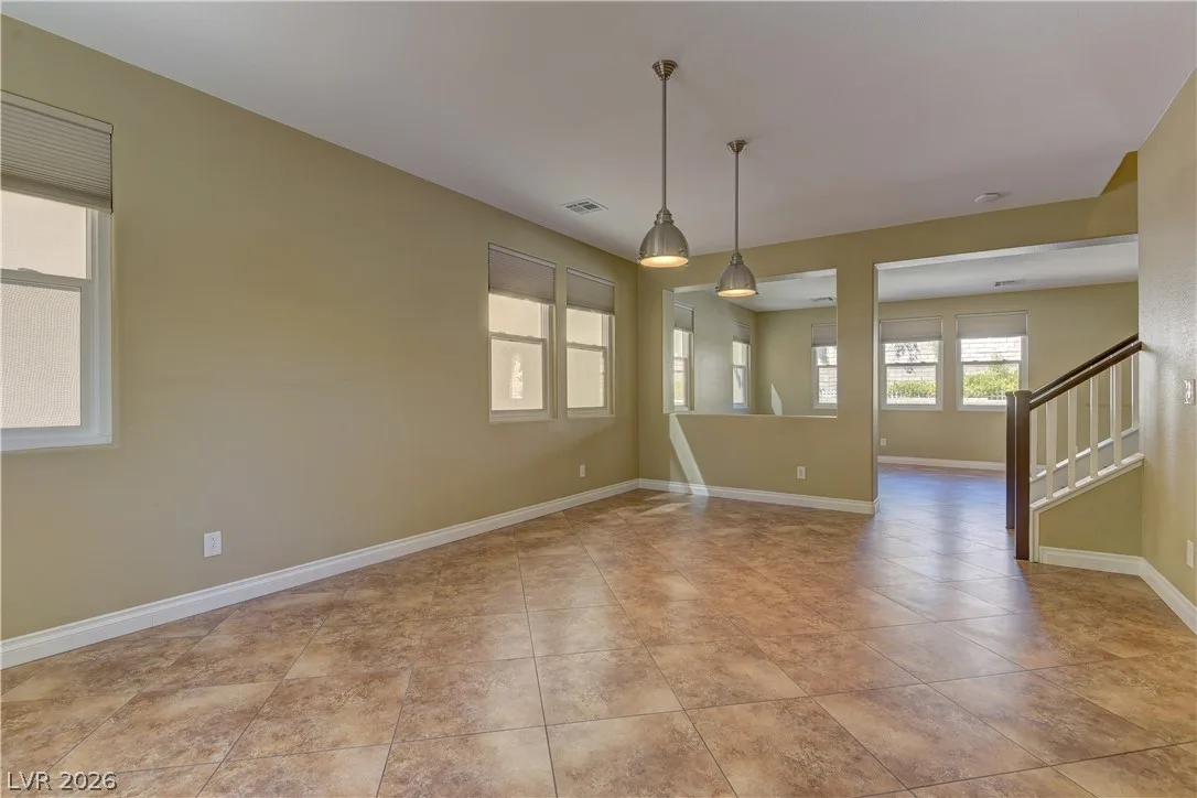561 Ivy Spring Street — photo 5