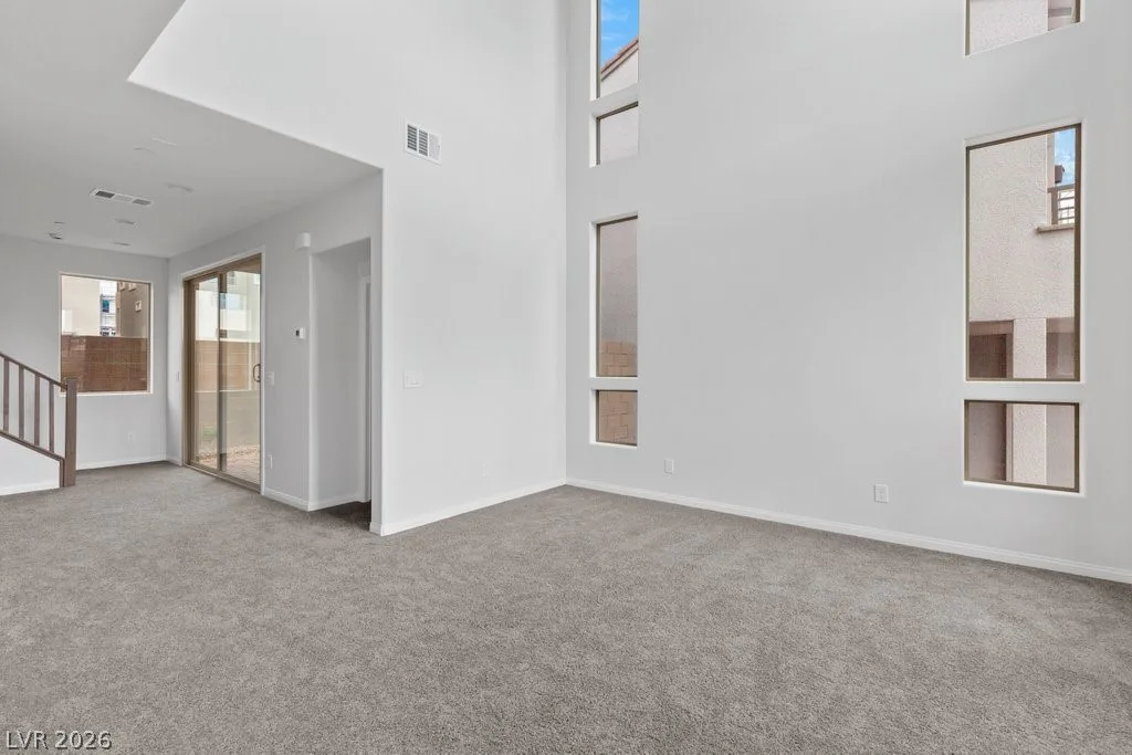 11636 Golden Oriole Avenue — photo 2