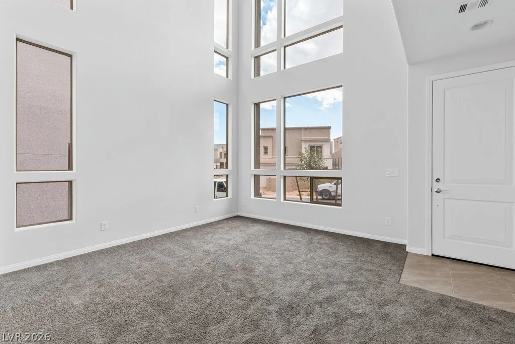 11636 Golden Oriole Avenue — photo 5