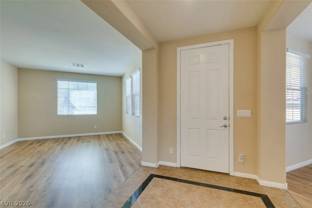 1178 Yellow Orchid Street — photo 4