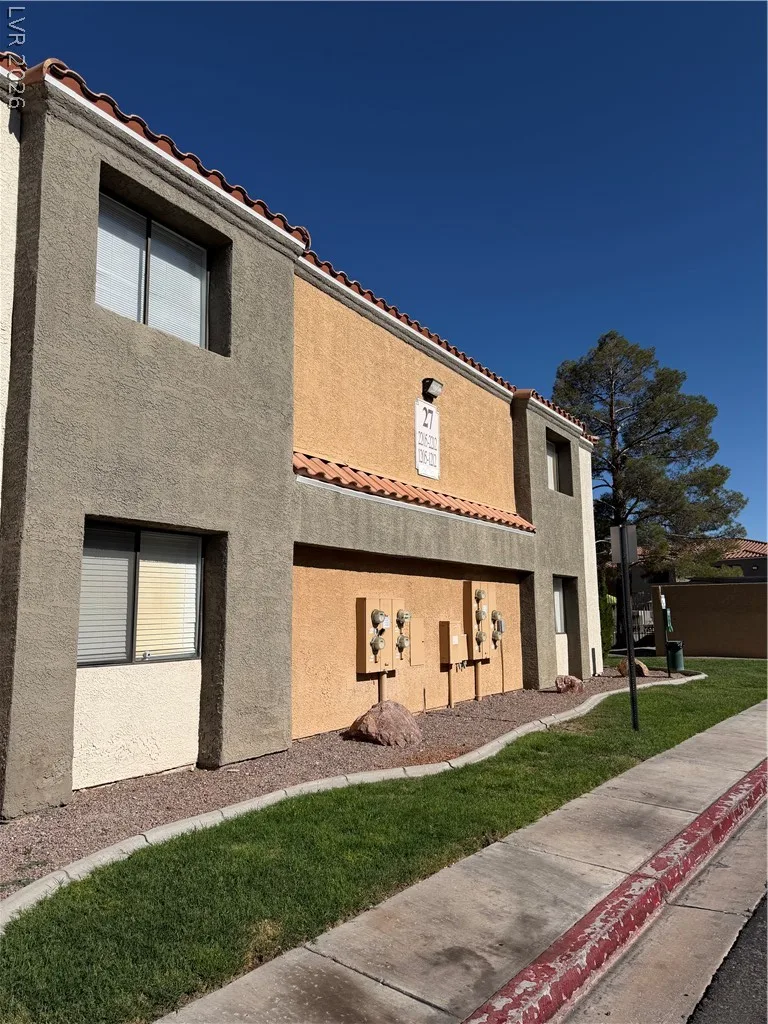3151 Soaring Gulls Drive 1208 — photo 1