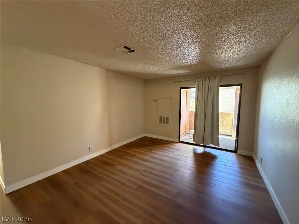 3151 Soaring Gulls Drive 1208 — photo 3