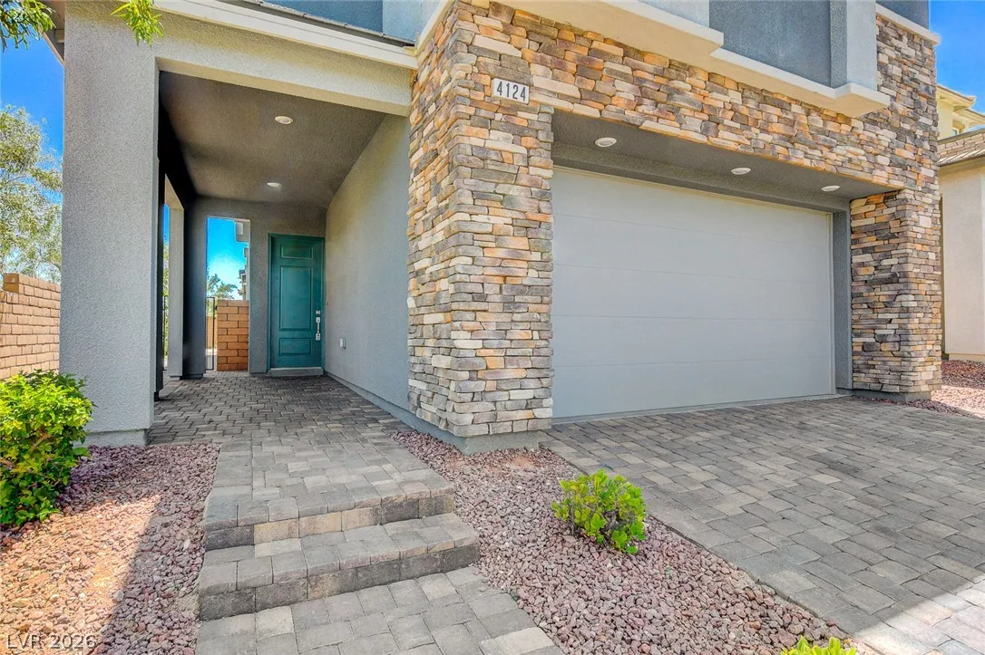 4124 Elegant Chateau Street — photo 2