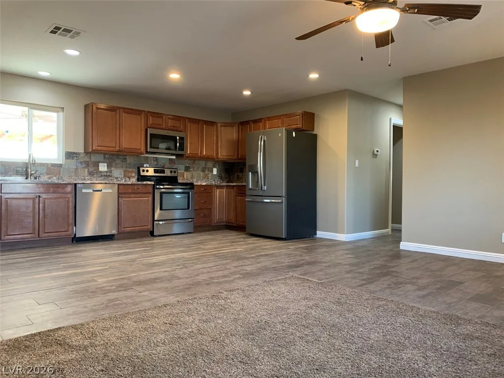 1208 Toledo Street — photo 4