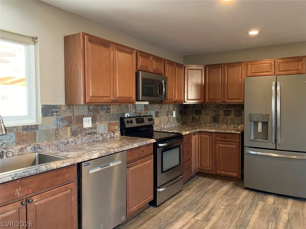 1208 Toledo Street — photo 5