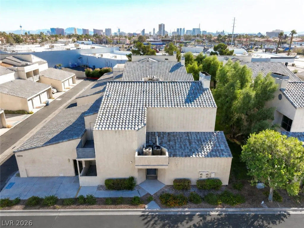 6250 West Flamingo Road 139 — photo 1