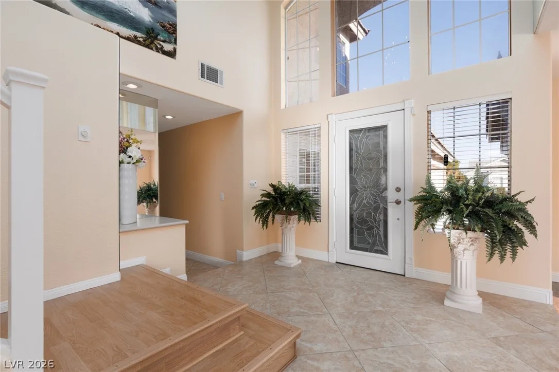 8215 Vista Colorado Street — photo 5