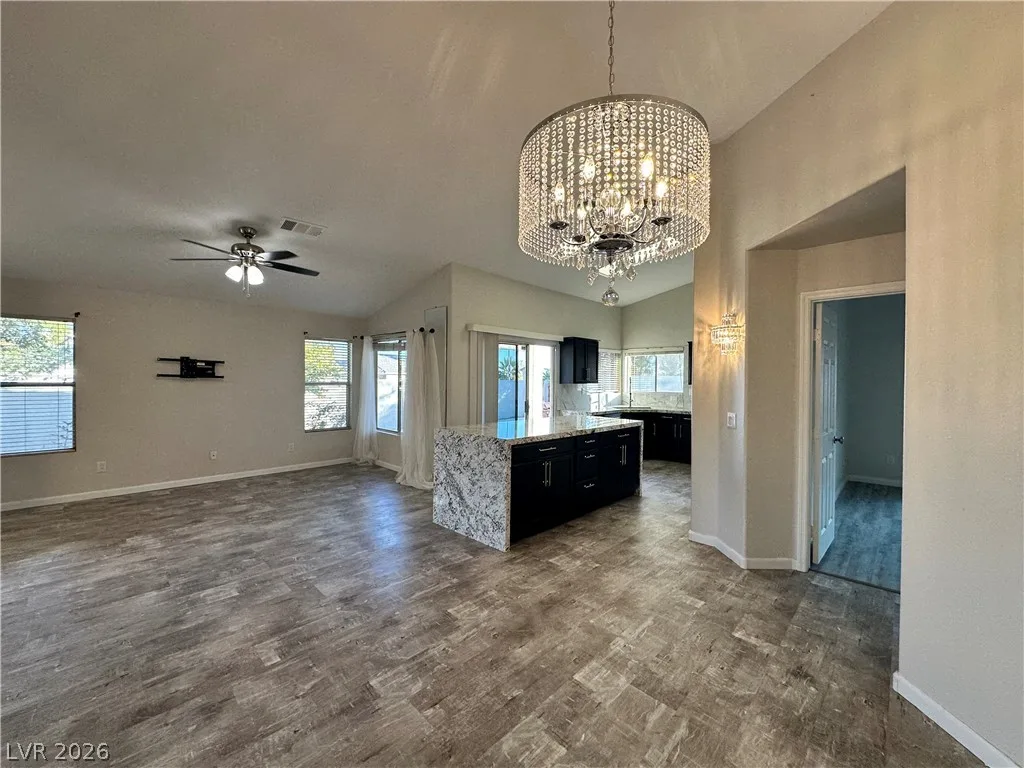 8001 Hesperides Avenue — photo 4