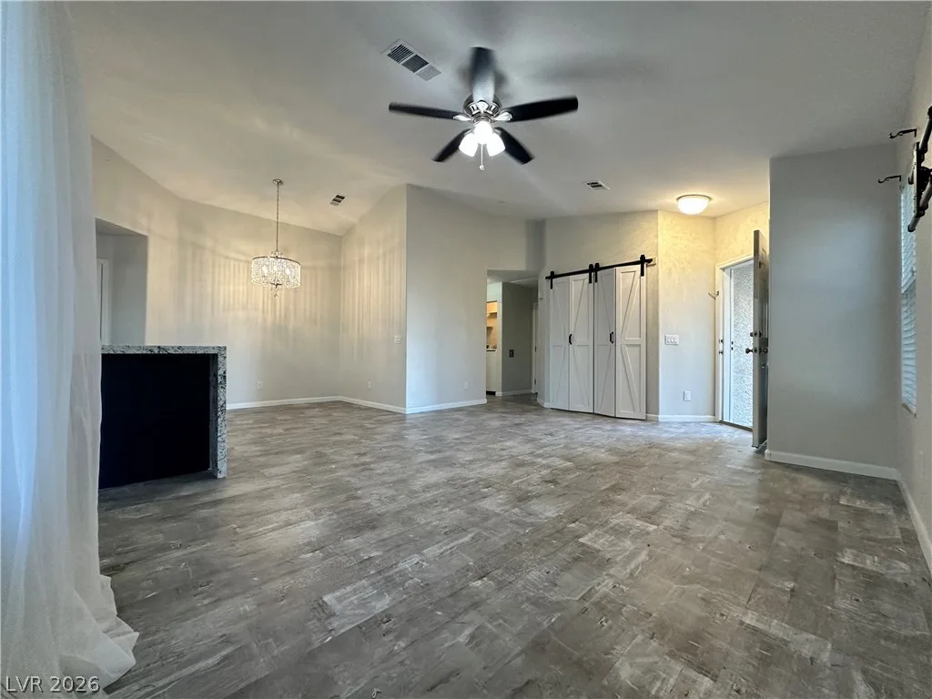 8001 Hesperides Avenue — photo 5