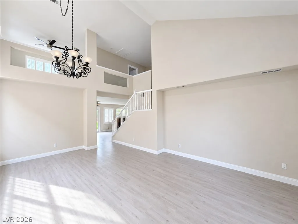 10349 Hunters Meadow Avenue — photo 2