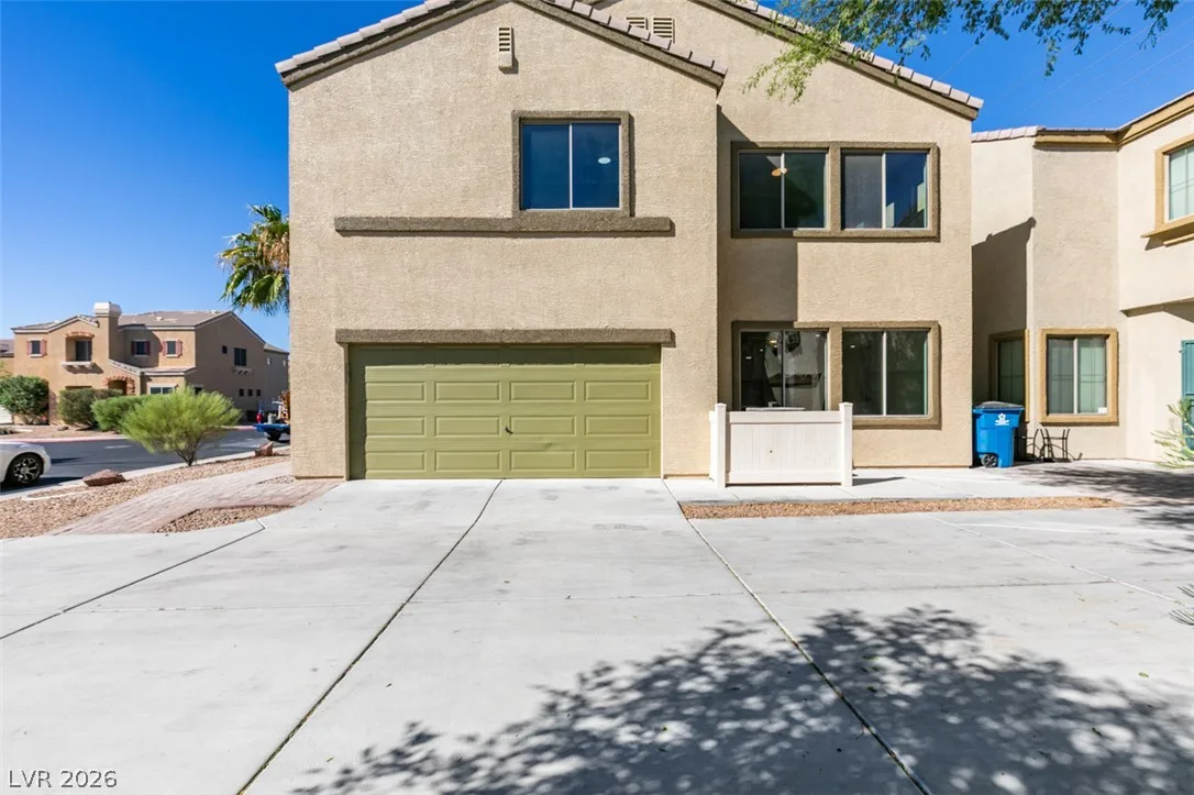 552 Civic Holiday Avenue — photo 3