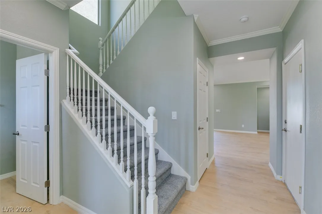 552 Civic Holiday Avenue — photo 4