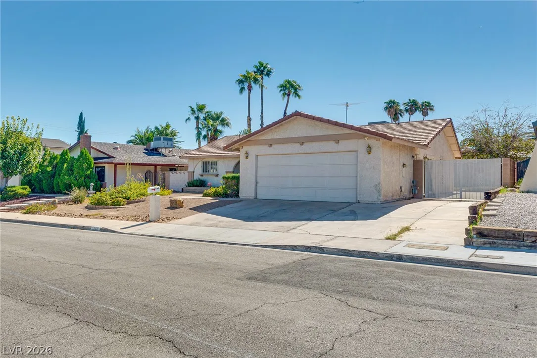 3769 Lorraine Lane — photo 3