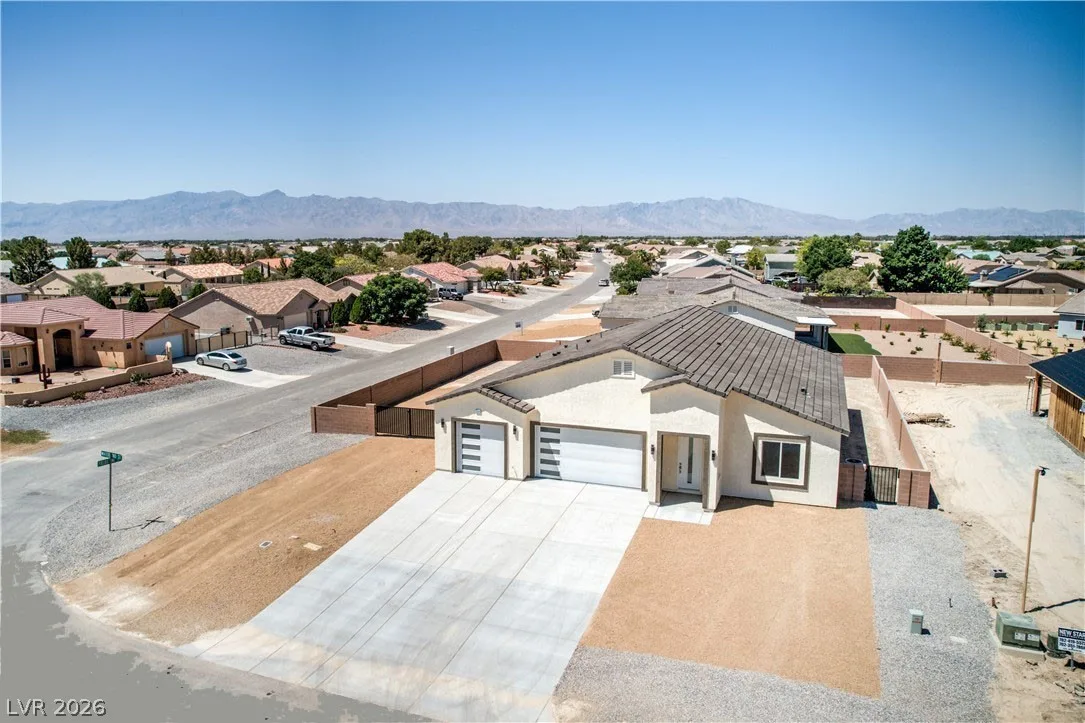 6380 Waterford Street — photo 3