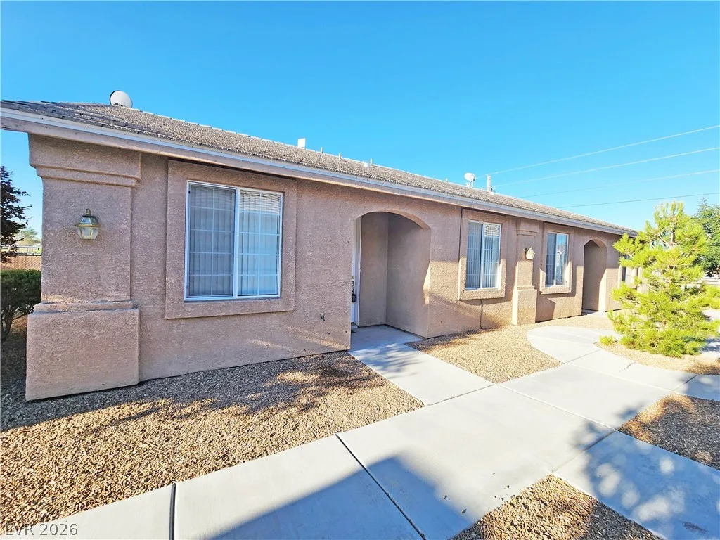 1120 Red Butte Street 1 — photo 2