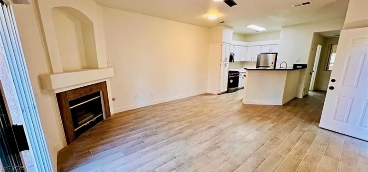 5415 West Harmon Avenue 1177 — photo 3