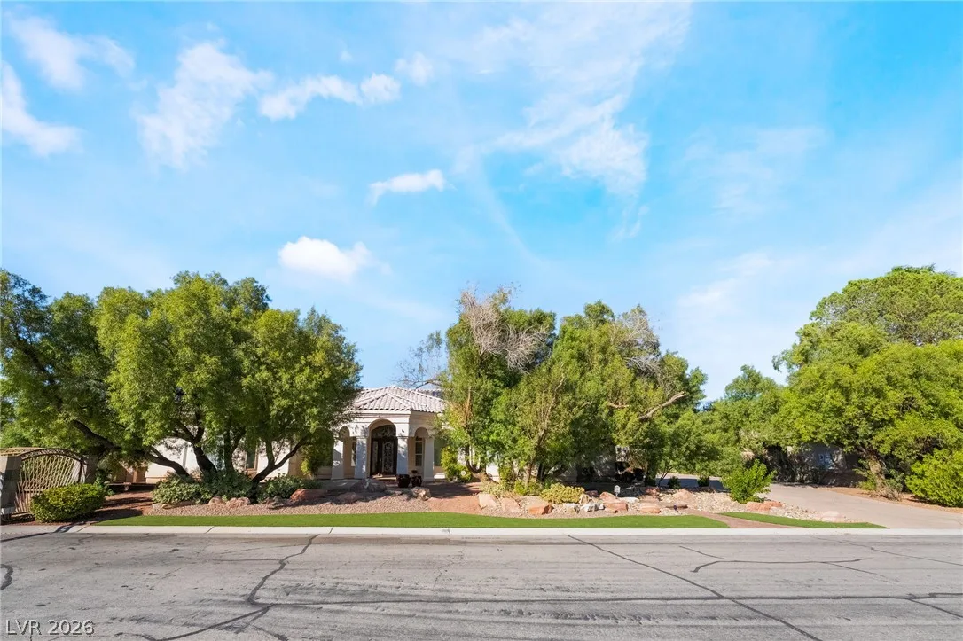 8190 Cassian Court — photo 1