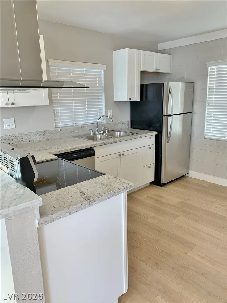 316 South 11TH Street 4 — photo 5