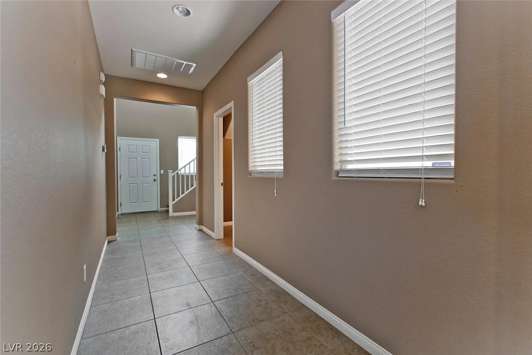 8304 Lambtin Quay Avenue — photo 3