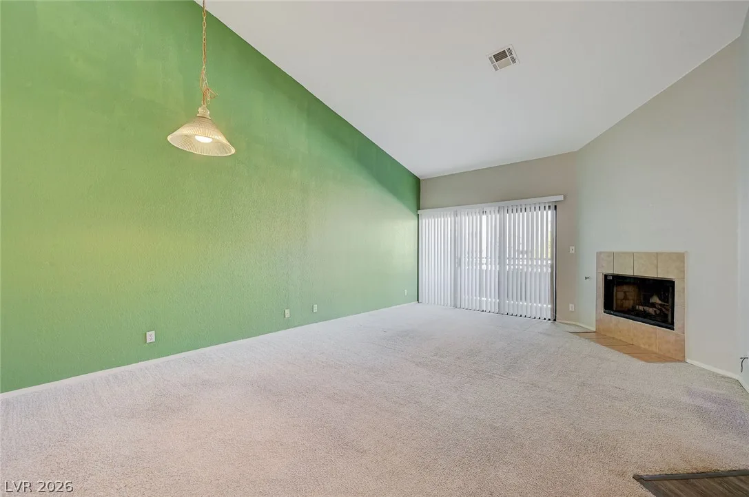 5072 RAINBOW Boulevard 203 — photo 4