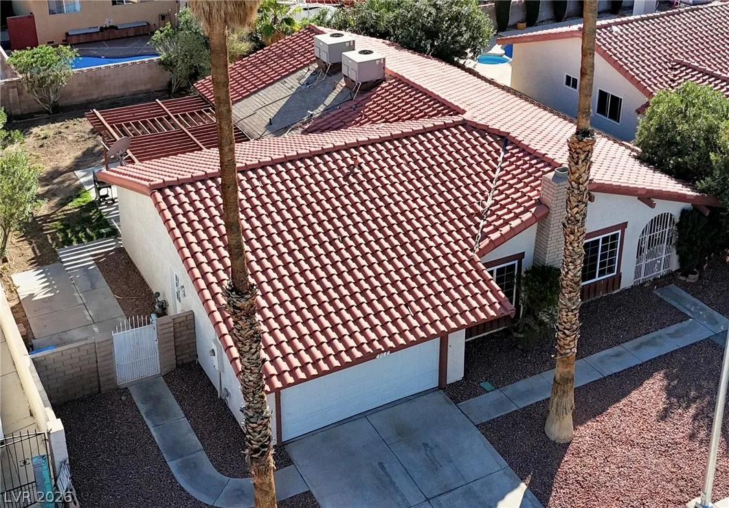 4064 Spitze Drive — photo 4