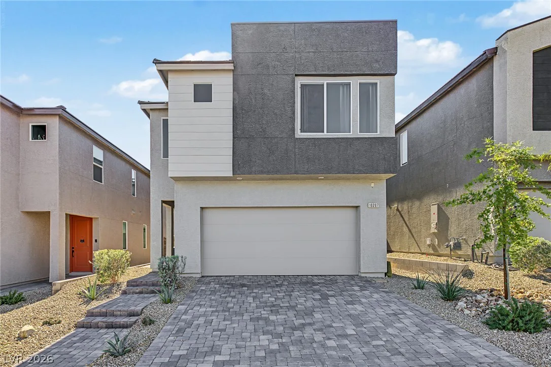 10207 Canyon Mantle Street — photo 1