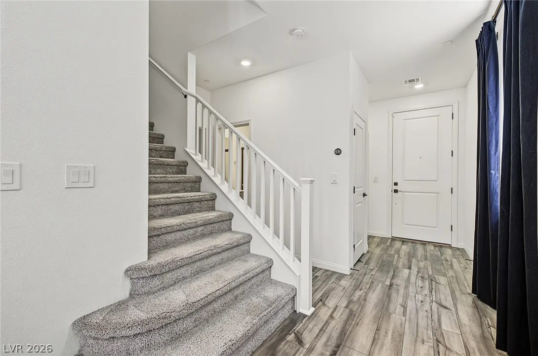 10207 Canyon Mantle Street — photo 3