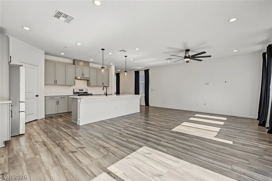10207 Canyon Mantle Street — photo 5