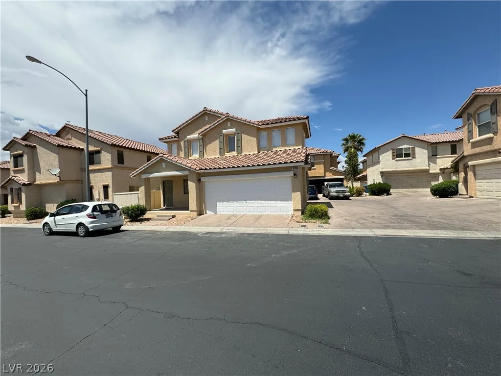 950 Grand Cerritos Avenue — photo 2