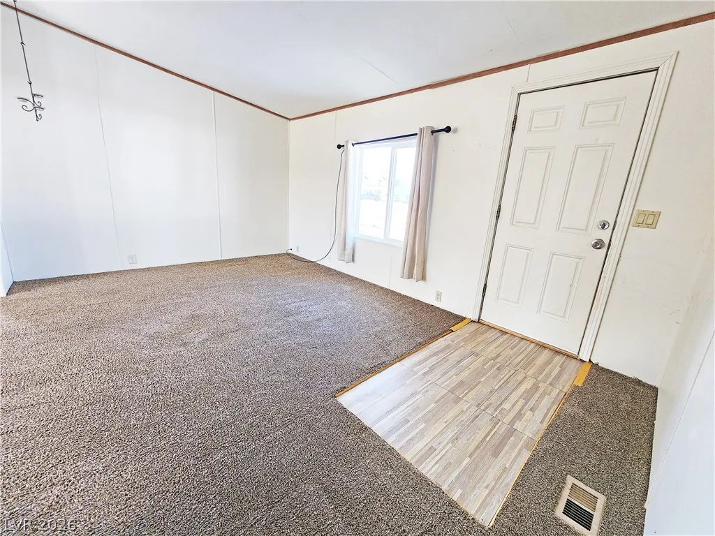 1700 Keenan Way — photo 2