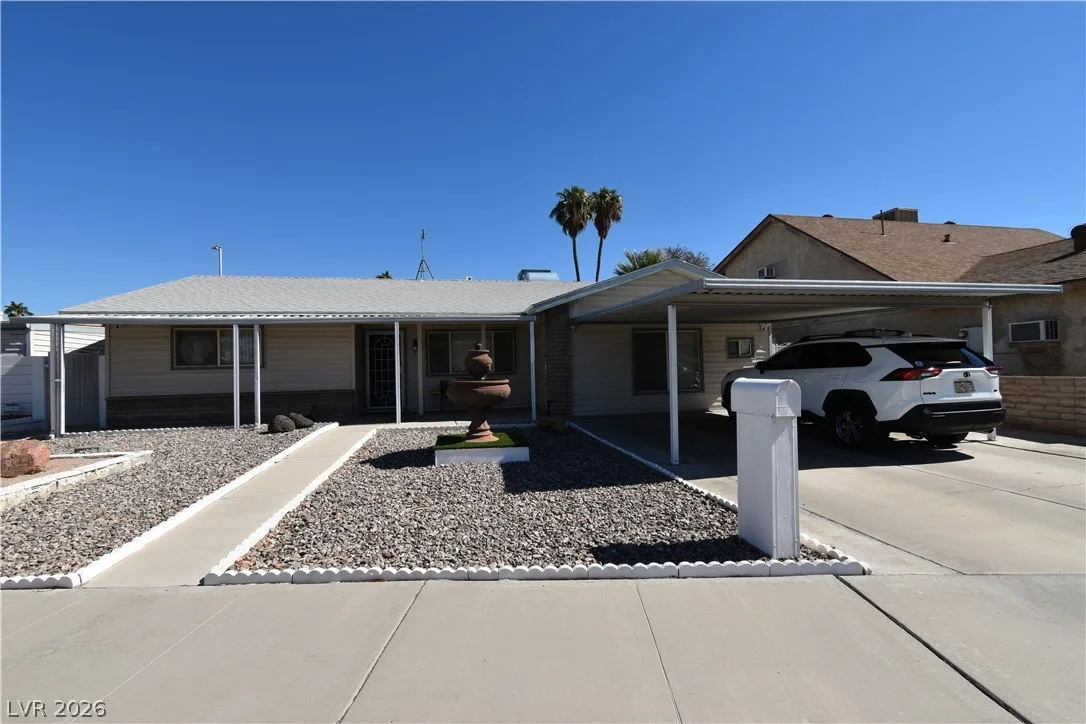 3746 Casa Colorado Avenue — photo 1