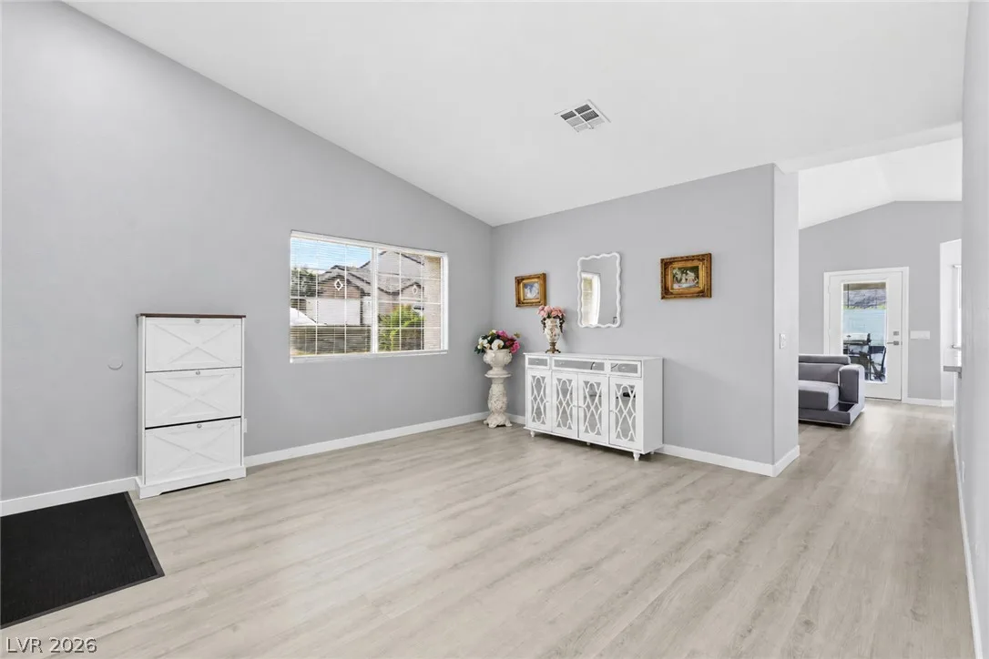 10250 Sun Dusk Lane — photo 4