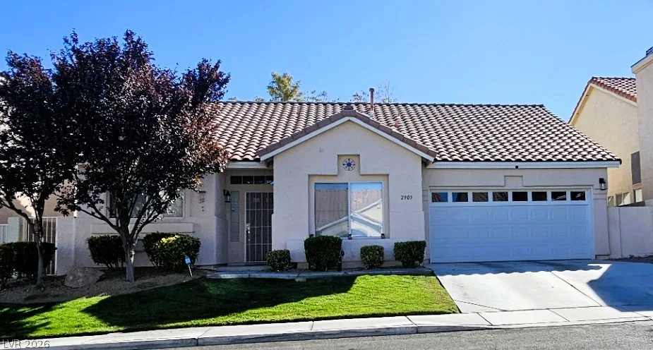 2905 Portada Avenue — photo 1