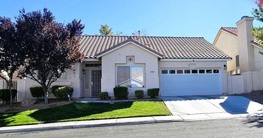 2905 Portada Avenue — photo 2