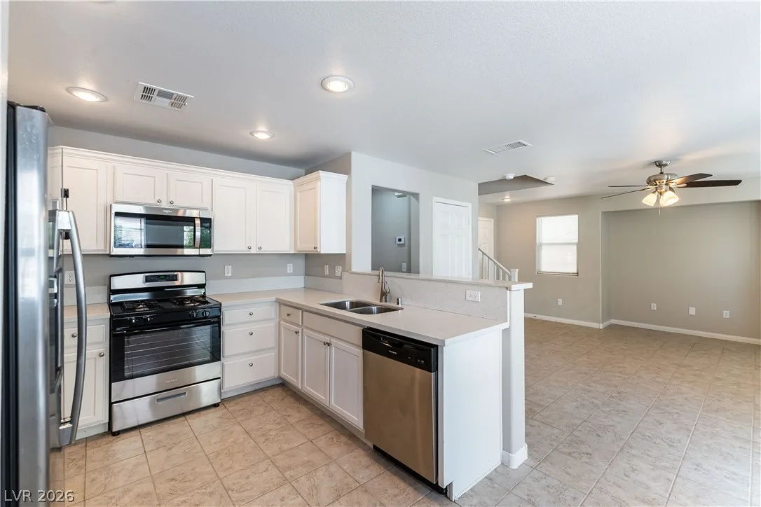 9172 Giardino Villa Street — photo 4