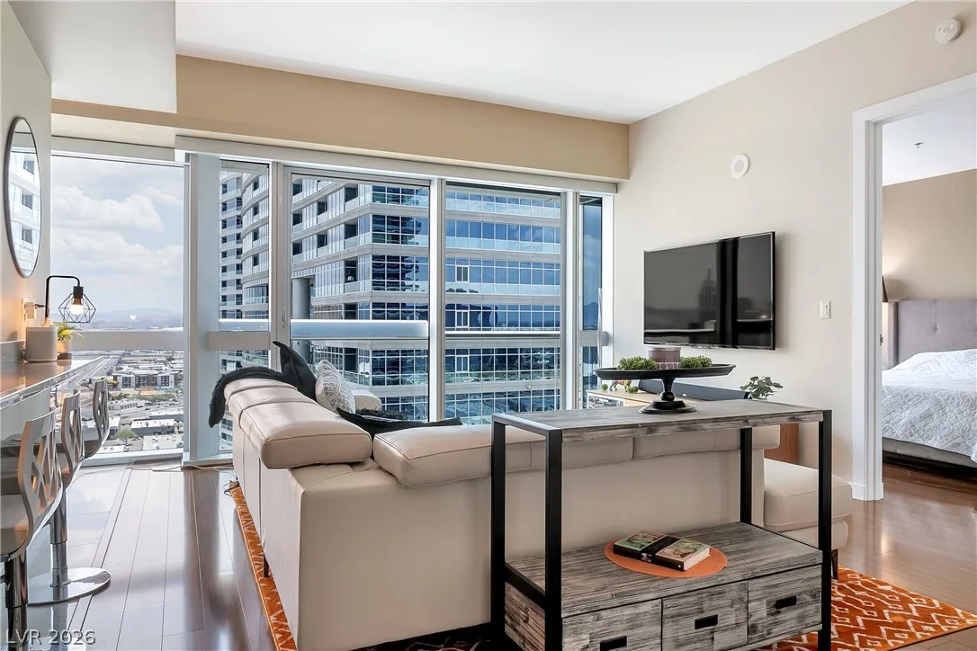4471 Dean Martin Drive 2807 — photo 4