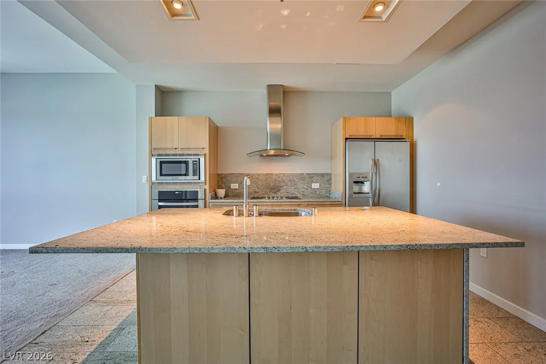 4471 Dean Martin Drive 3005 — photo 4
