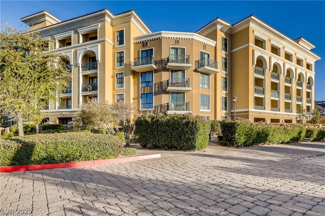 29 MONTELAGO Boulevard 341 — photo 1