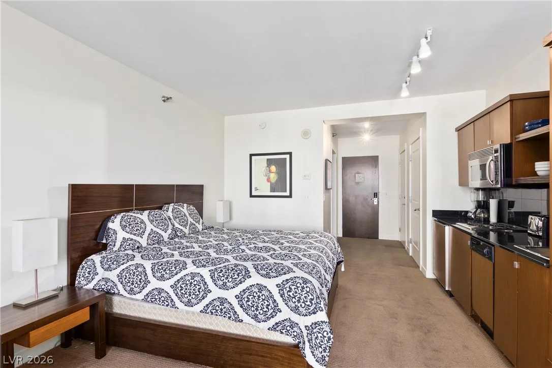 29 MONTELAGO Boulevard 341 — photo 4