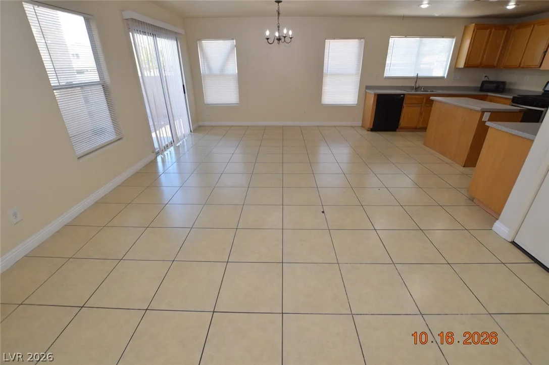 1259 Sweet Orange Street — photo 4
