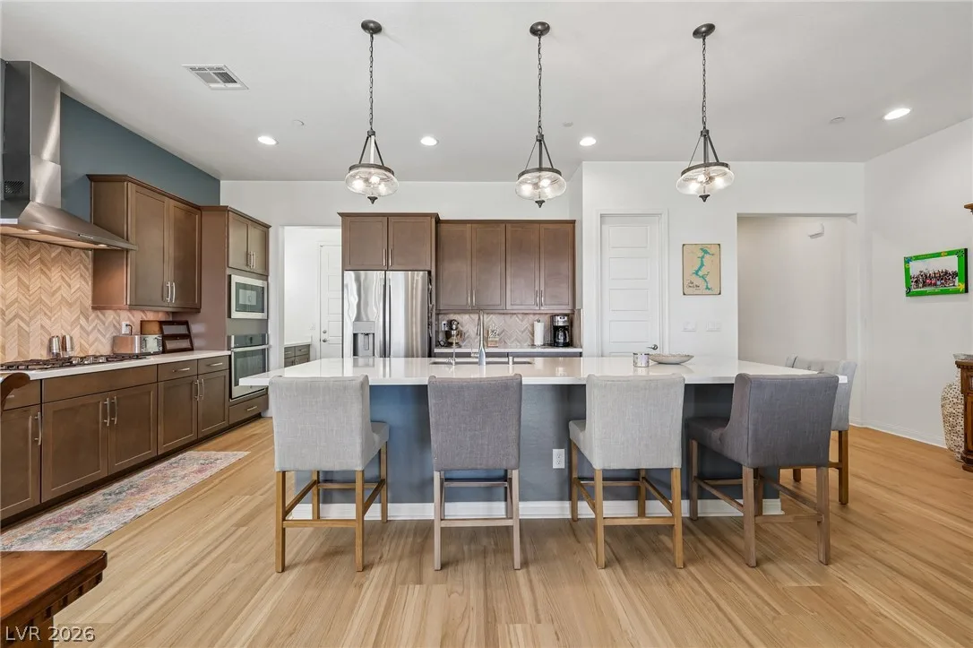 48 Tatahatso Point Street — photo 3