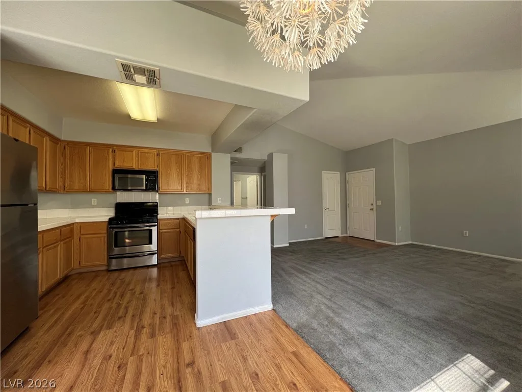 9901 Trailwood Drive 2085 — photo 3