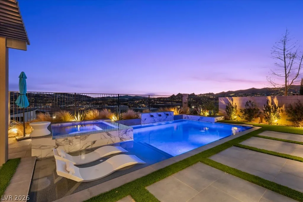 387 Faro Di Portofino Court — photo 4